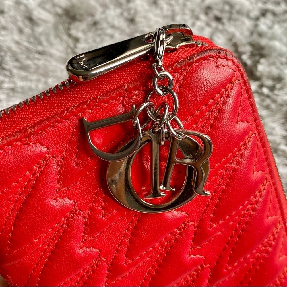 Christian Dior Voyageur Red Leather Wallet - Picture 8 of 11